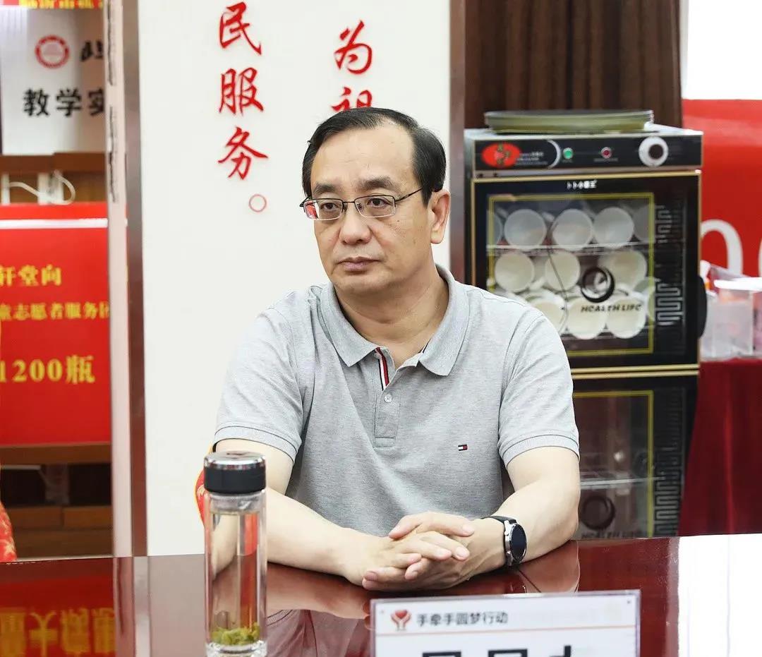 圖9.jpg